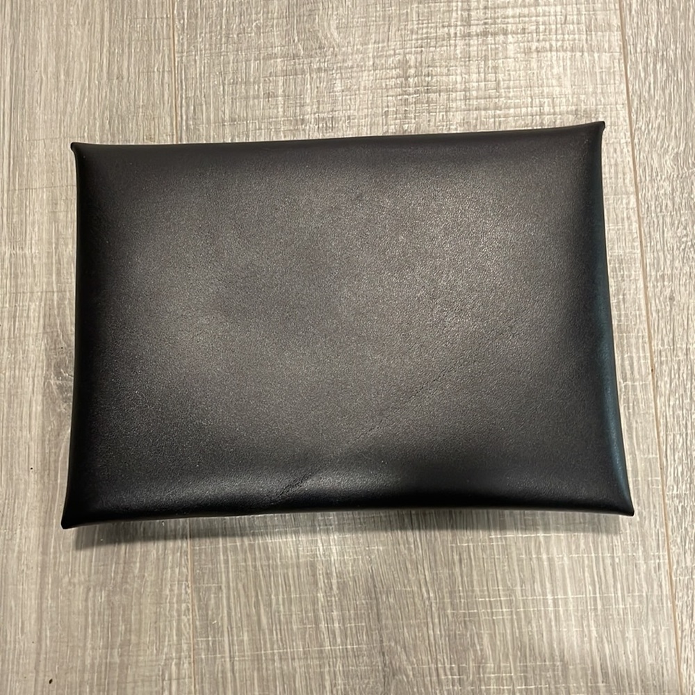 Clutch / Sml envelope in leather by tribe alive. NEW. Black with gold snaps. - Picture 3 of 5